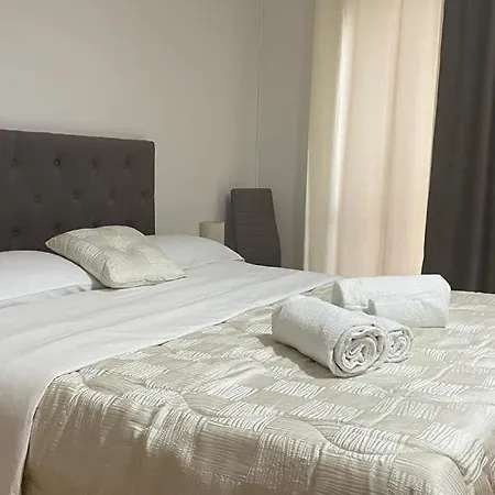 Doctor House Standard, & Luxury بيت ضيافة *