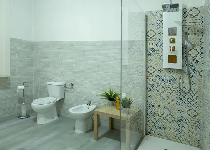 Doctor House Standard, & Luxury 4* Enna