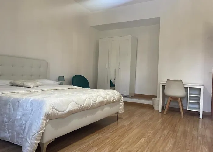 Doctor House Standard, & Luxury 4*