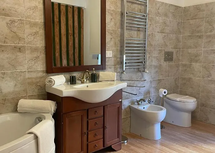 Doctor House Standard, & Luxury