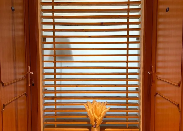 Pensión Doctor House Standard, & Luxury 4*